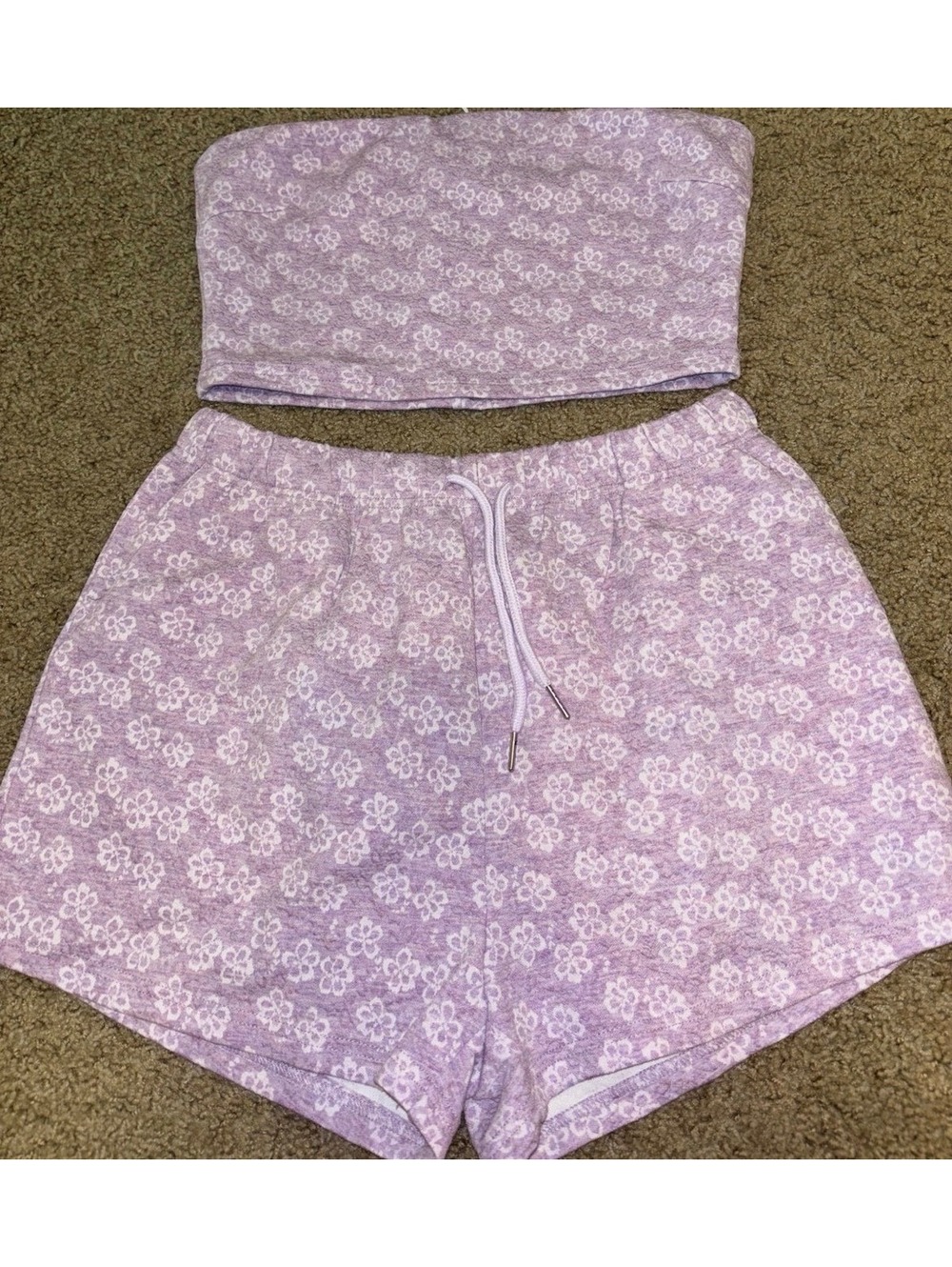 Matching set - Picture 3 of 3
